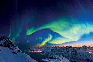 北极光最佳观赏时间：探索光污染与自然之美的交汇点